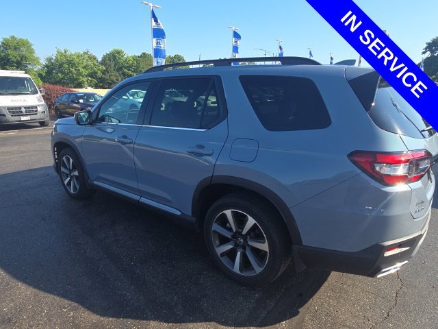 Used 2023 Honda Pilot Elite image 6