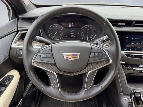 Used 2023 Cadillac XT5 Sportv w/ LPO, Floor Liner Package AWD/4WD image 22