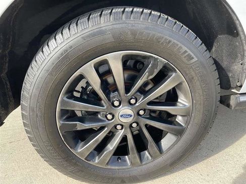 Used 2019 Ford Expedition Limited w/ Equipment Group 301A image 52