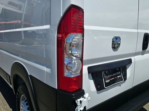 Used 2025 RAM ProMaster 2500 FWD image 27