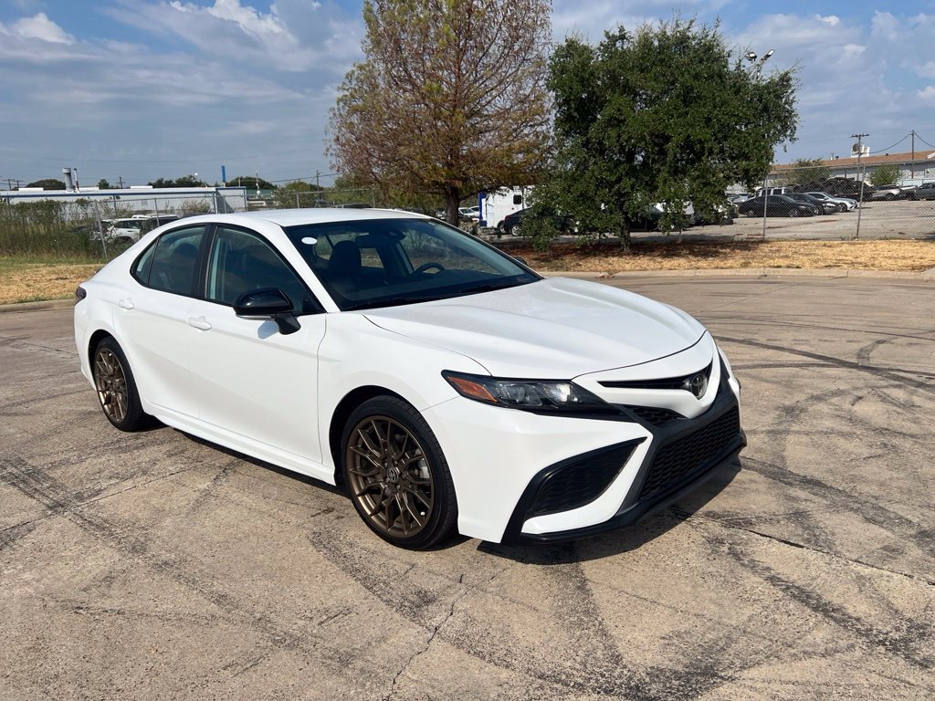 Used 2023 Toyota Camry SE w/ Convenience Package FWD image 21