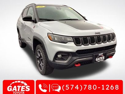 Used 2025 Jeep Compass Trailhawk