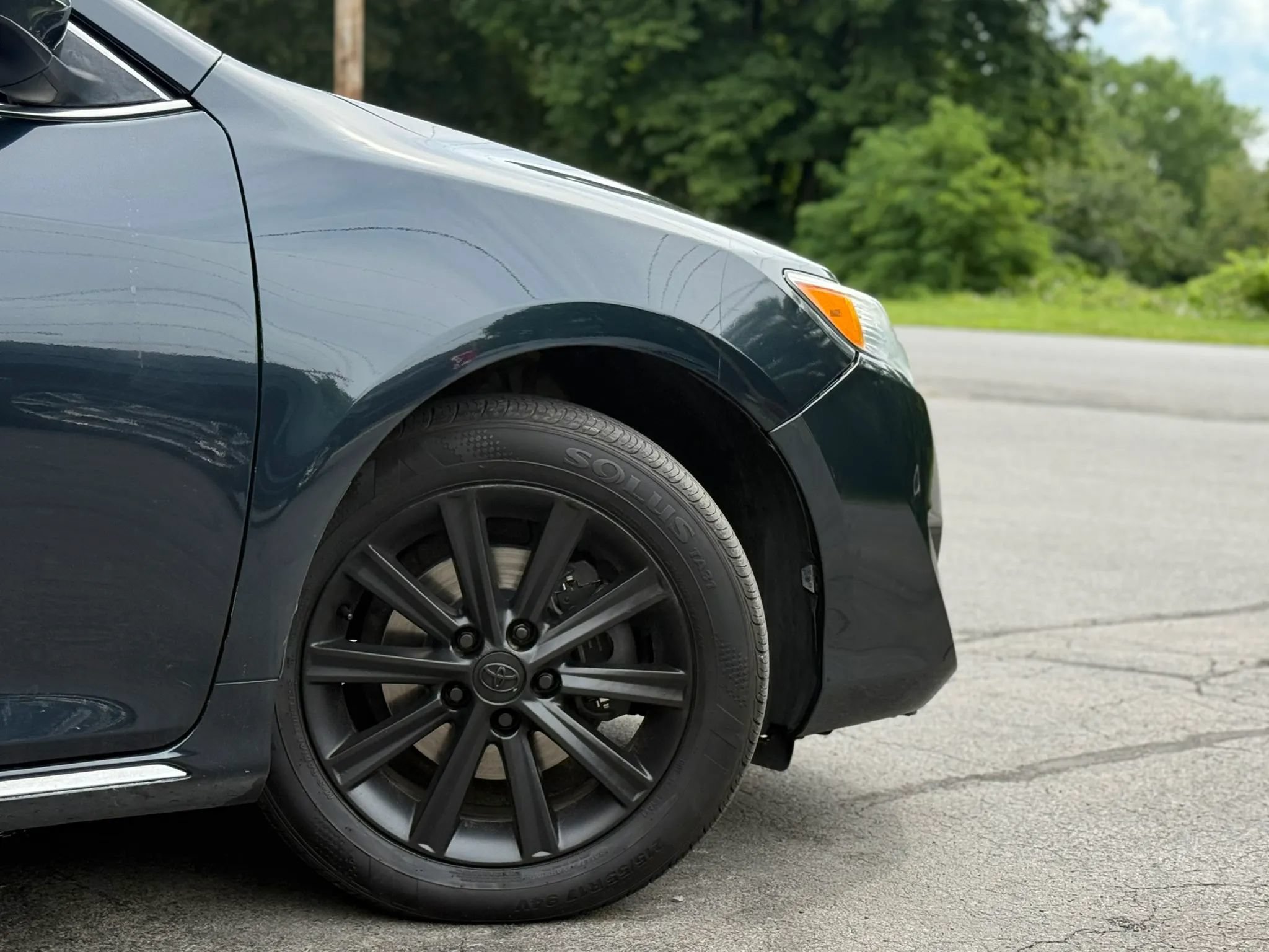 Used 2014 Toyota Camry XLE w/ Convenience Package FWD image 48