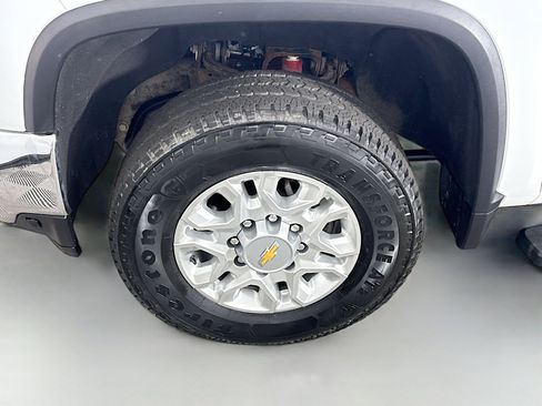 Used 2023 Chevrolet Silverado 2500 LT w/ Convenience Package image 38