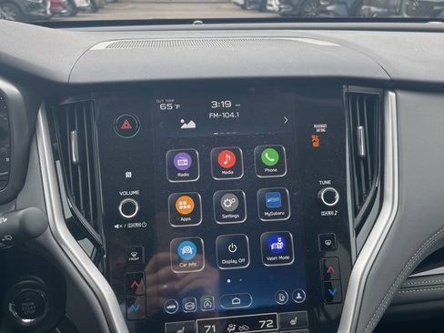 Used 2025 Subaru Outback Onyx Edition XT AWD/4WD image 6