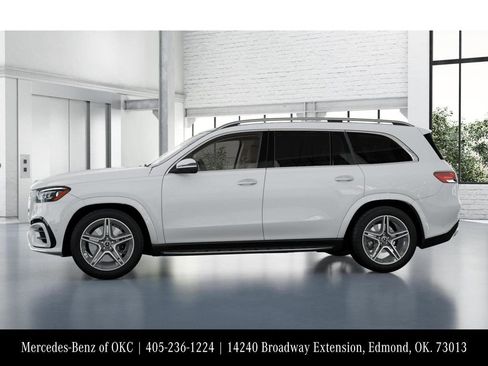 Used 2026 Mercedes-Benz GLS 450 GLS 450 image 35