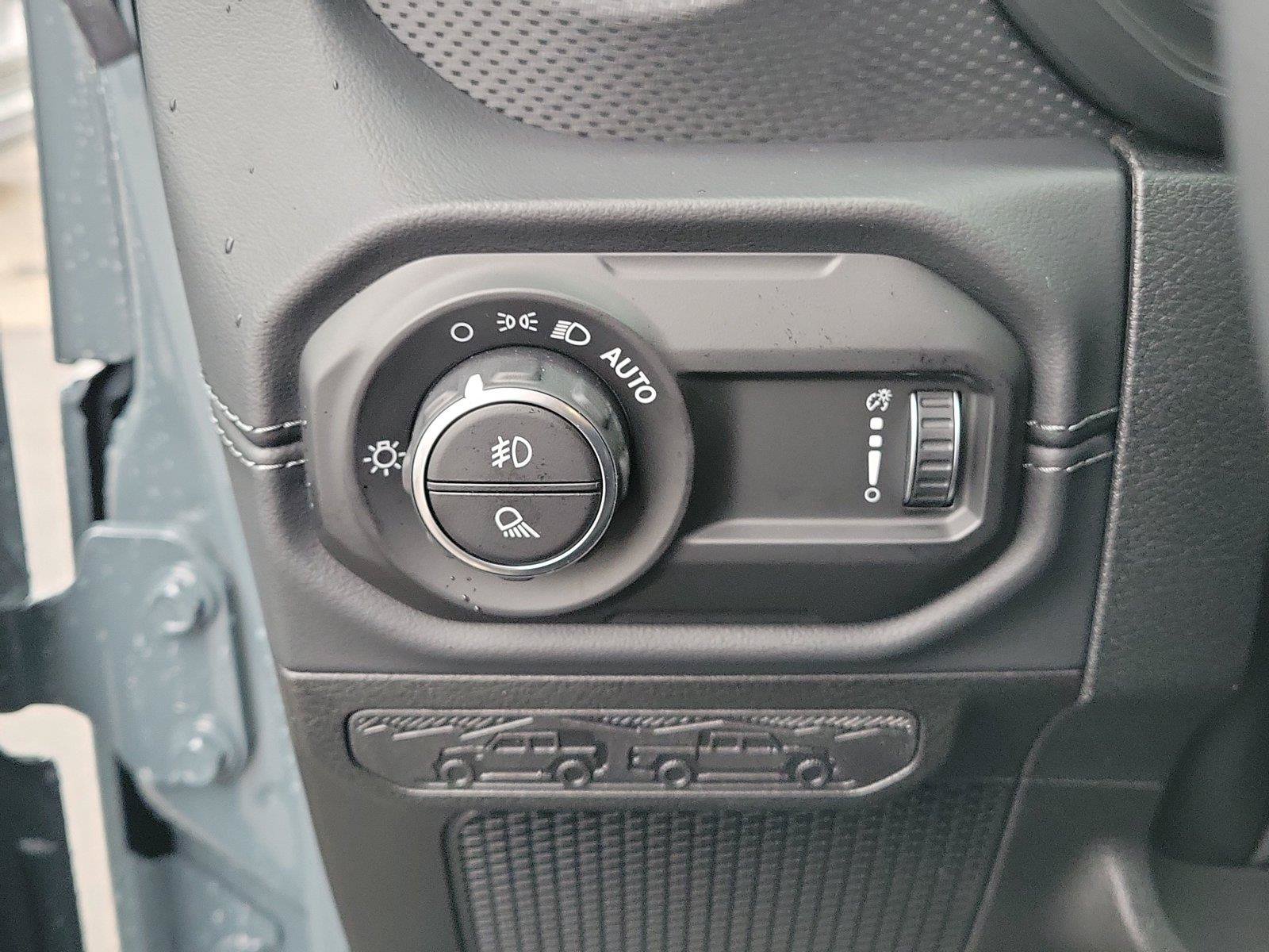 Used 2026 Jeep Gladiator Rubicon AWD/4WD image 20