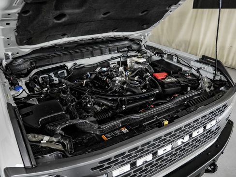 Used 2024 Ford Bronco Badlands image 68