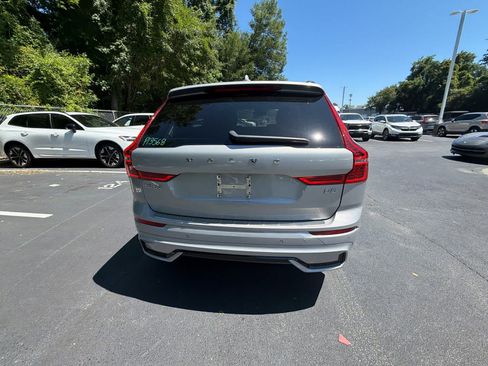 Used 2023 Volvo XC60 B5 Ultimate w/ Climate Package FWD image 14