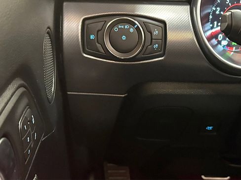 Used 2020 Ford Mustang GT Premium w/ Equipment Group 401A RWD image 22