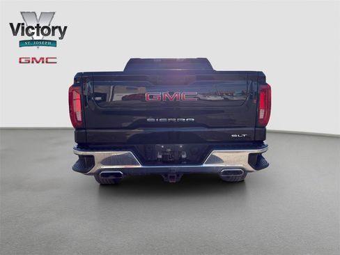 Used 2022 GMC Sierra 1500 SLT w/ SLT Premium Package image 13