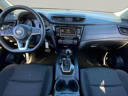 Used 2018 Nissan Rogue S image 7
