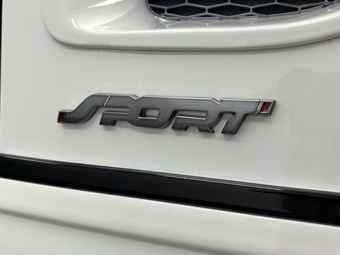 New 2025 GMC Savana 2500 Extended w/ Driver Convenience Package image 19