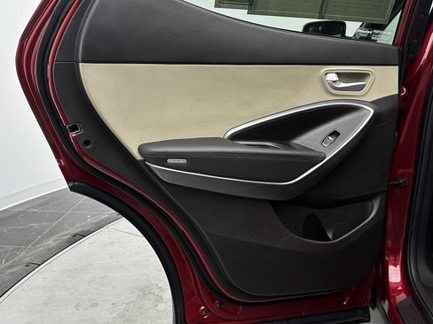 Used 2018 Hyundai Santa Fe Sport w/ 2.4L Value Package 02 image 29