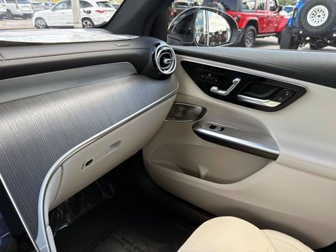 New 2027 Mercedes-Benz GLC 350e 4MATIC image 25