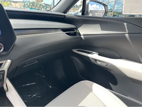 Certified 2023 Lexus RX 350 Premium w/ Accessory Package (K3) image 8