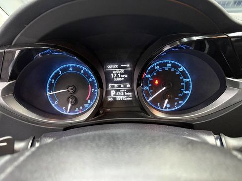 Used 2015 Toyota Corolla S image 18