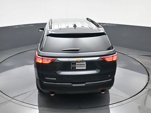 Used 2020 Chevrolet Traverse LT w/ LT Premium Package image 31