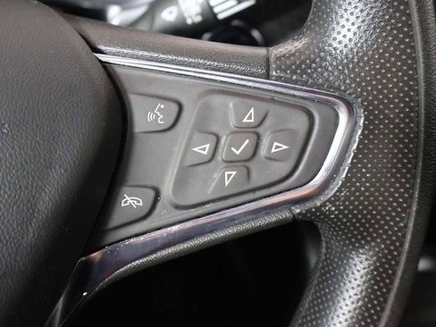 Used 2023 Chevrolet Malibu LT FWD image 35