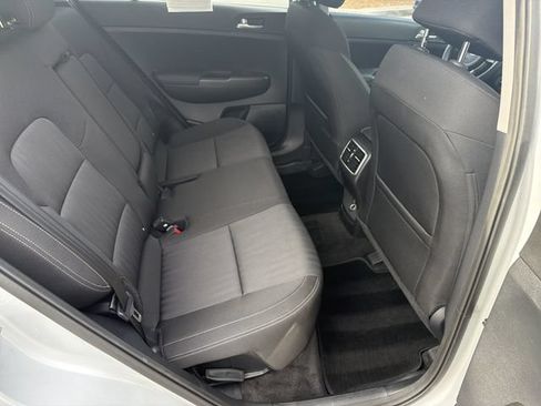 Used 2021 Kia Sportage LX FWD image 17