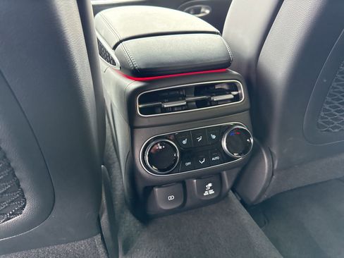 Used 2025 Genesis GV70 3.5T Sport w/ Sport Prestige Package image 16