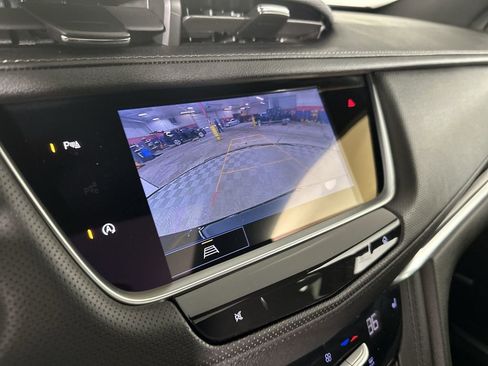 Used 2023 Cadillac XT5 Premium Luxury image 17