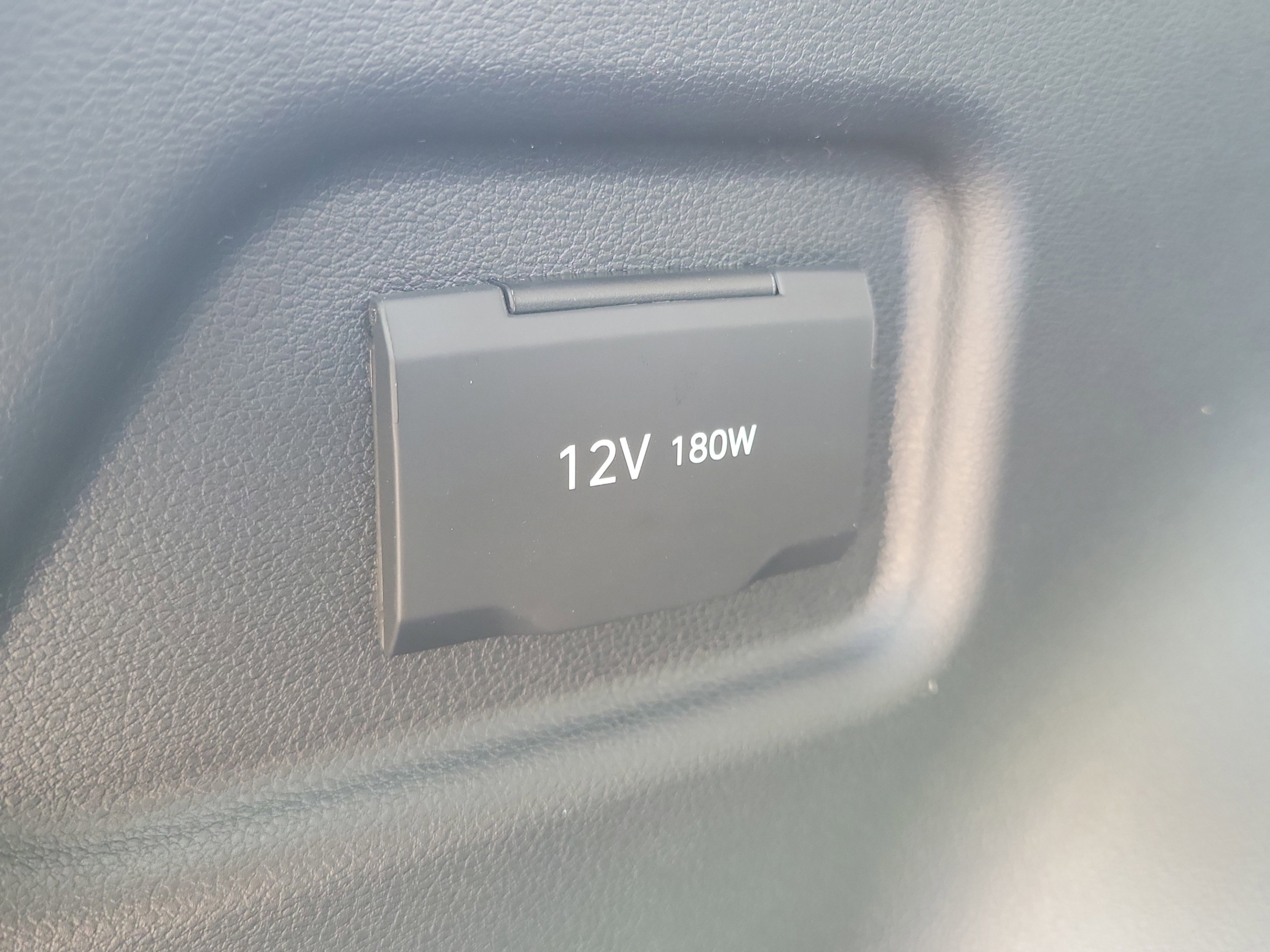 New 2026 Hyundai Tucson SEL Plus FWD image 8
