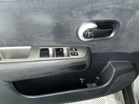 Used 2012 Nissan Versa 1.8 S w/ Special Edition Pkg FWD image 13