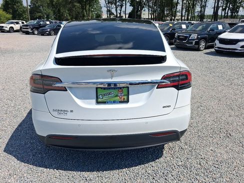 Used 2016 Tesla Model X 90D AWD/4WD image 4