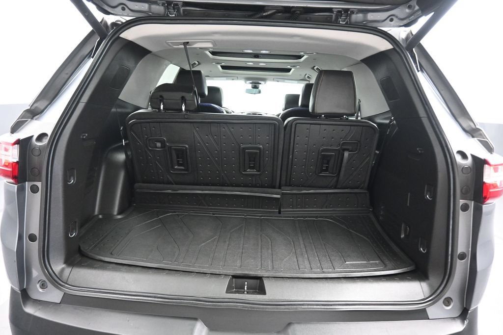 Used 2020 Chevrolet Traverse LT w/ LT Premium Package AWD/4WD image 59
