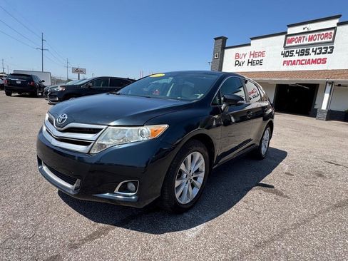 Used 2013 Toyota Venza LE FWD image 1