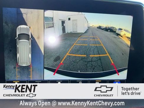 Used 2022 Chevrolet Tahoe RST w/ Luxury Package image 6