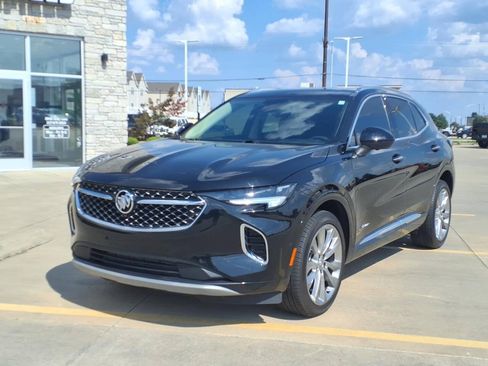 Used 2023 Buick Envision Avenir AWD/4WD image 2