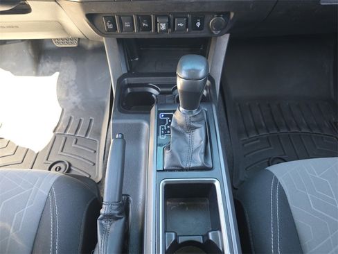 Used 2021 Toyota Tacoma TRD Off-Road w/ Technology Package image 27