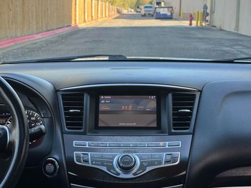 Used 2015 INFINITI QX60 AWD w/ Premium Package image 24