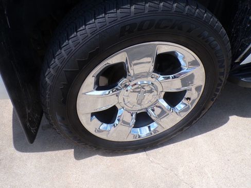 Used 2013 Chevrolet Tahoe LS w/ Convenience Package image 11