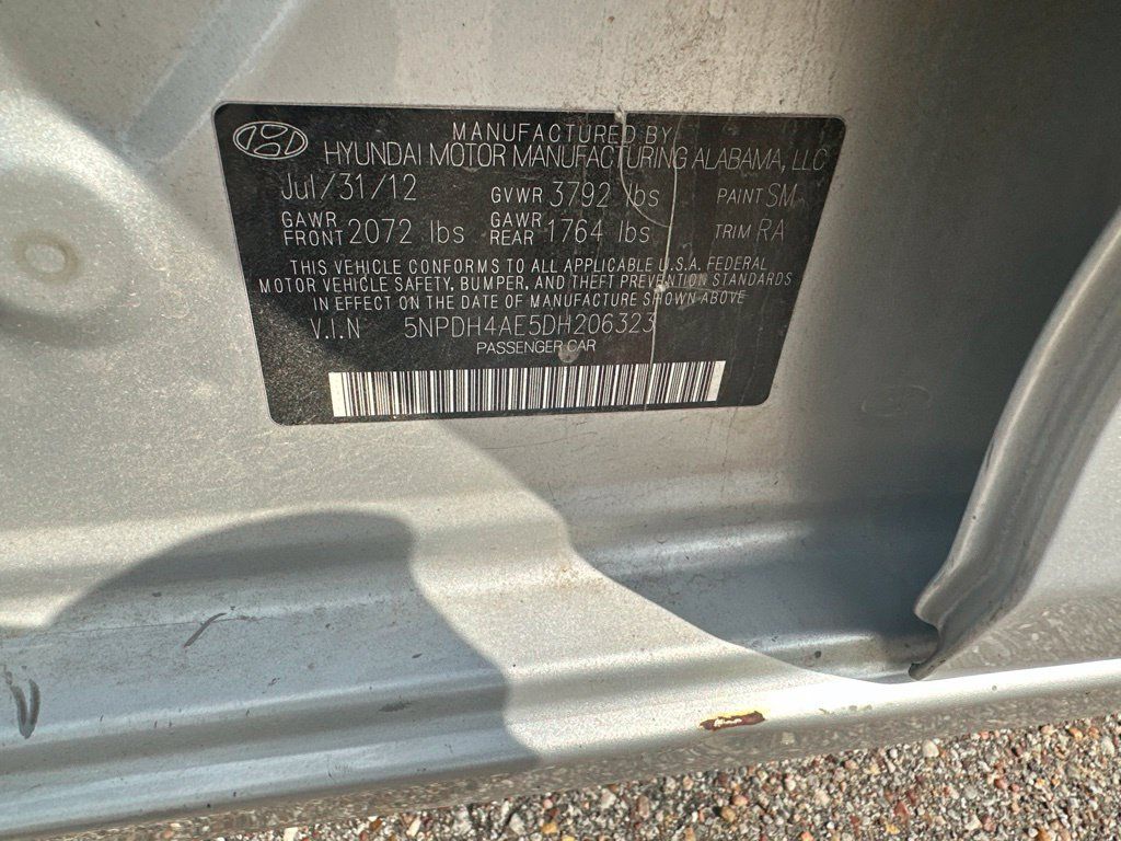Used 2013 Hyundai Elantra Limited FWD image 4