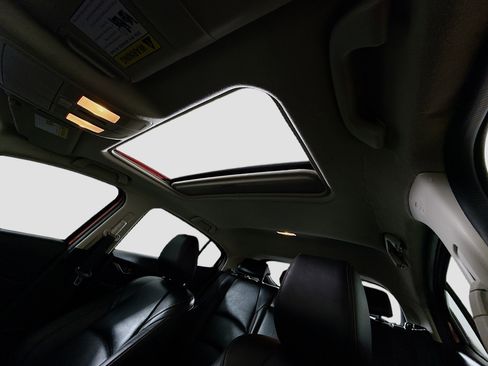 Used 2016 MAZDA MAZDA3 i Grand Touring image 23