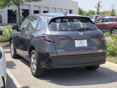 Certified 2023 Honda HR-V LX image 6