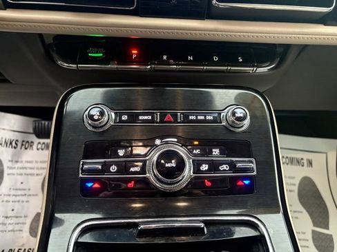 Used 2023 Lincoln Nautilus AWD image 23