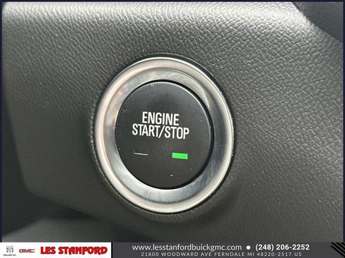Used 2024 GMC Terrain SLE w/ Driver Convenience Package FWD image 28