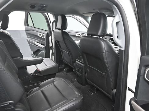 Certified 2023 Ford Explorer XLT w/ Equipment Group 202A RWD image 12