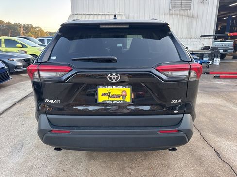 Used 2024 Toyota RAV4 XLE image 4