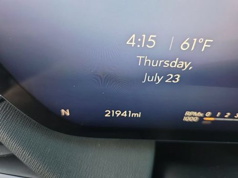 Certified 2025 Buick Enclave Preferred FWD image 18