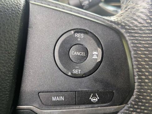 Used 2023 Honda Passport EX-L image 12