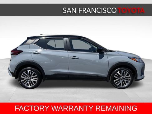 Used 2023 Nissan Kicks SV FWD image 6