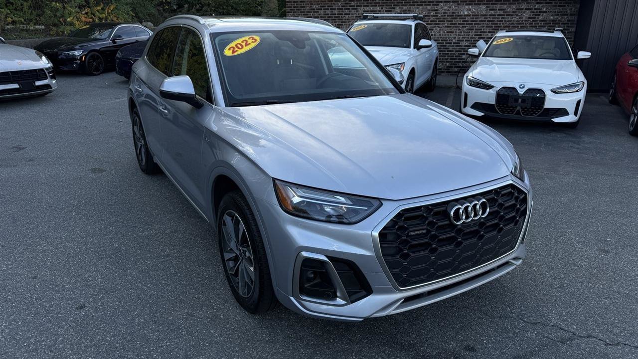 Used 2023 Audi Q5 2.0T Premium Plus w/ Premium Plus Package AWD/4WD image 21