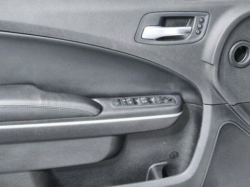 Used 2021 Dodge Charger SXT w/ Leather Interior Group RWD image 6