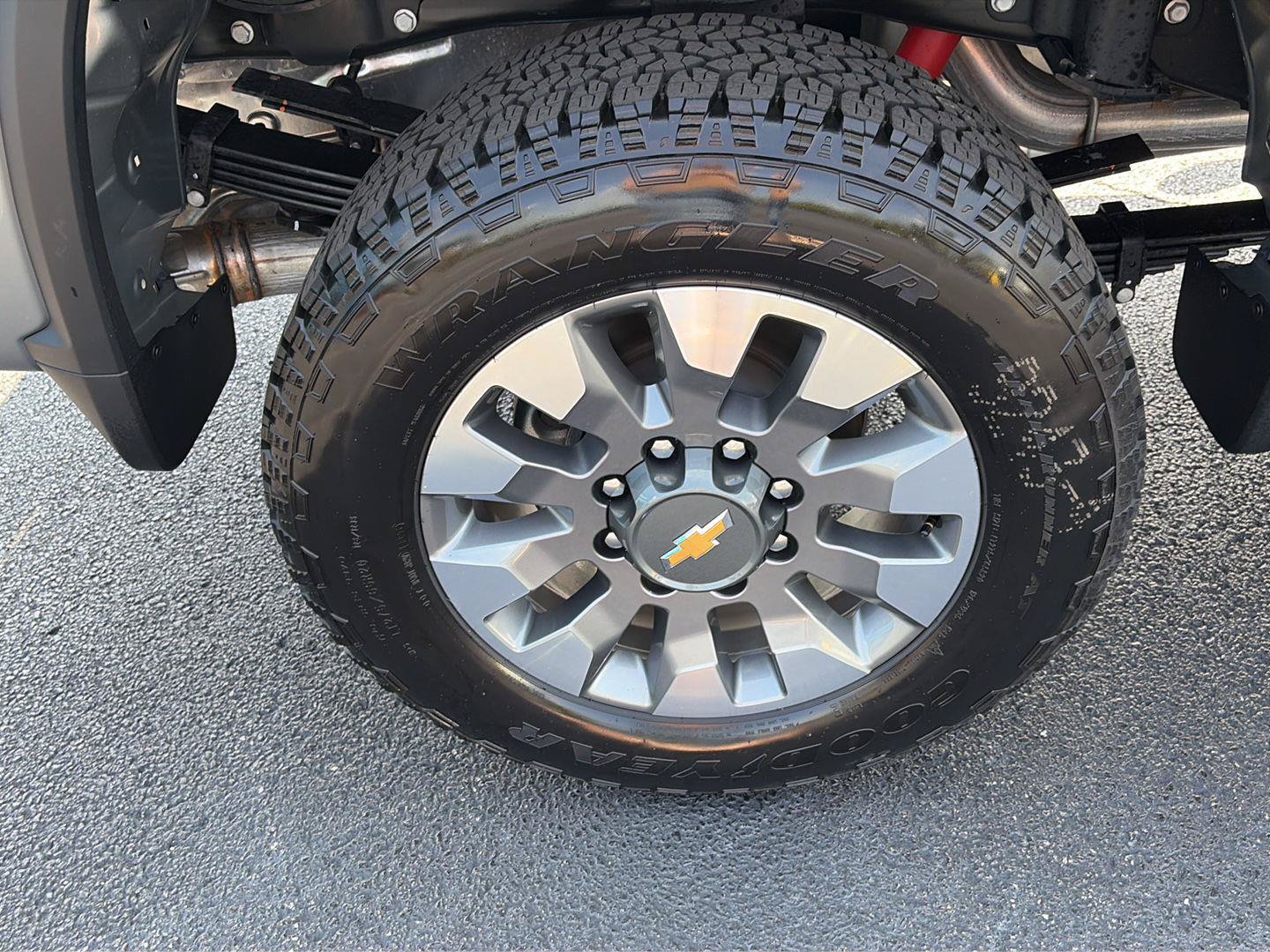 New 2026 Chevrolet Silverado 2500 Custom w/ Custom Value Package AWD/4WD image 34