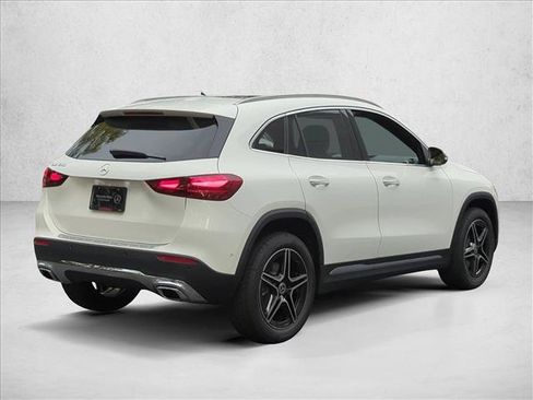 New 2026 Mercedes-Benz GLA 250 image 2